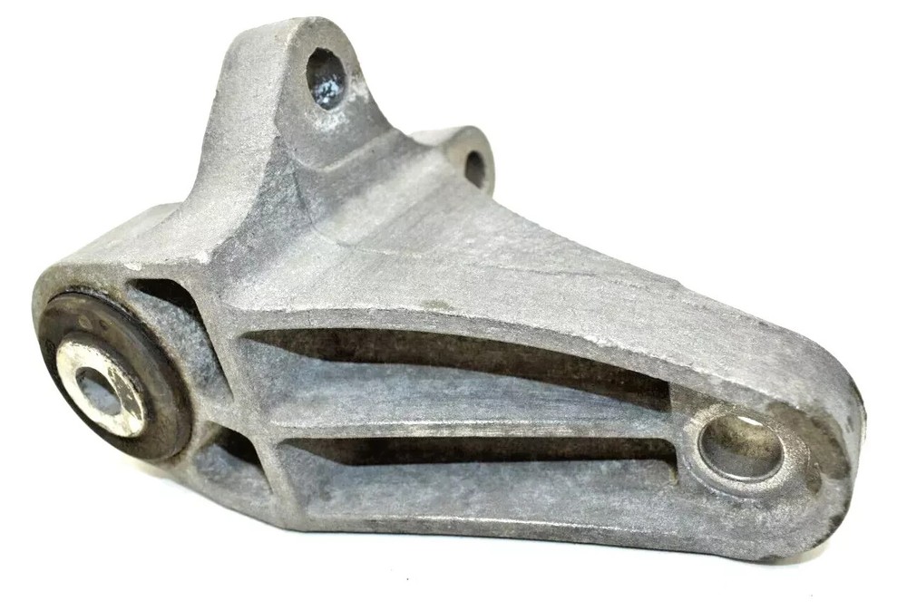 Ford Focus 2012-2018 Transmisson Rear Lower Torque Mount Bracket