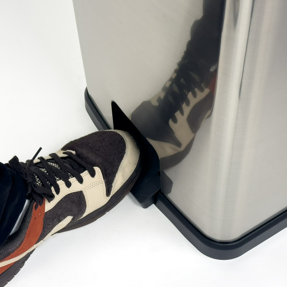 Mainstays Kitchen Trash Can, 13.2Gallon, Plastic Step-on Rectangular Garbage Bin