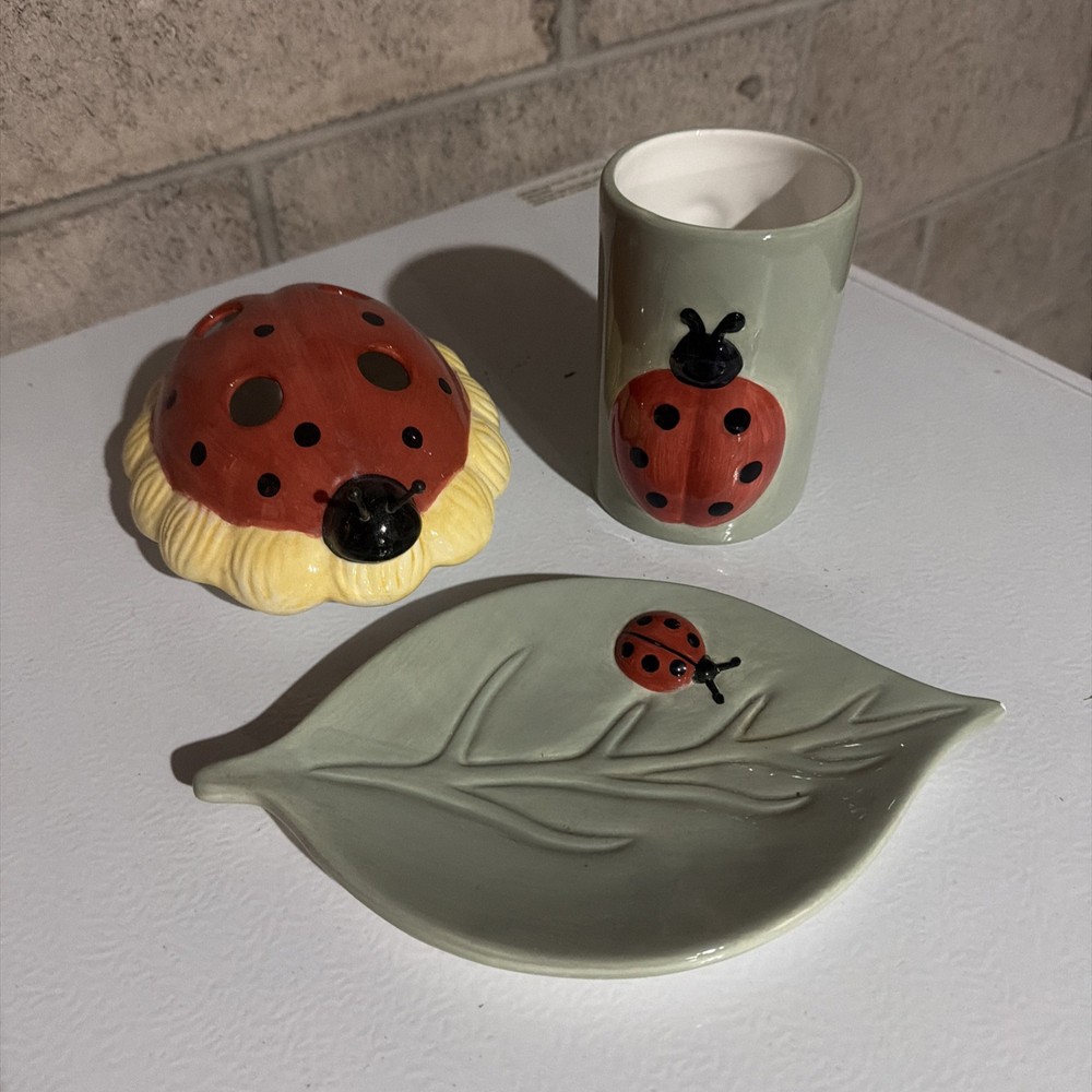 Ladybug Theme Ceramic Bathroom Accessories Set with Toothbrush Holder 3pcs