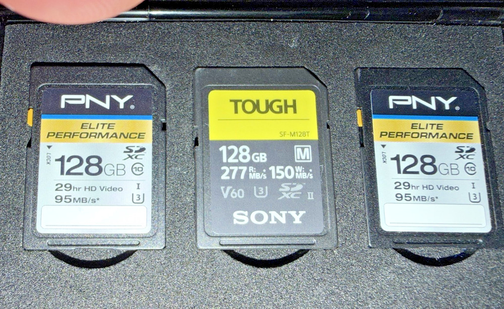 3 Camera cards SD XC 128GB each