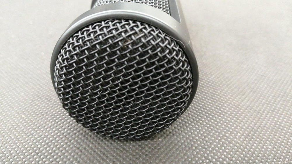 AUDIO-TECHNICA Condenser Microphone AT2020 Used