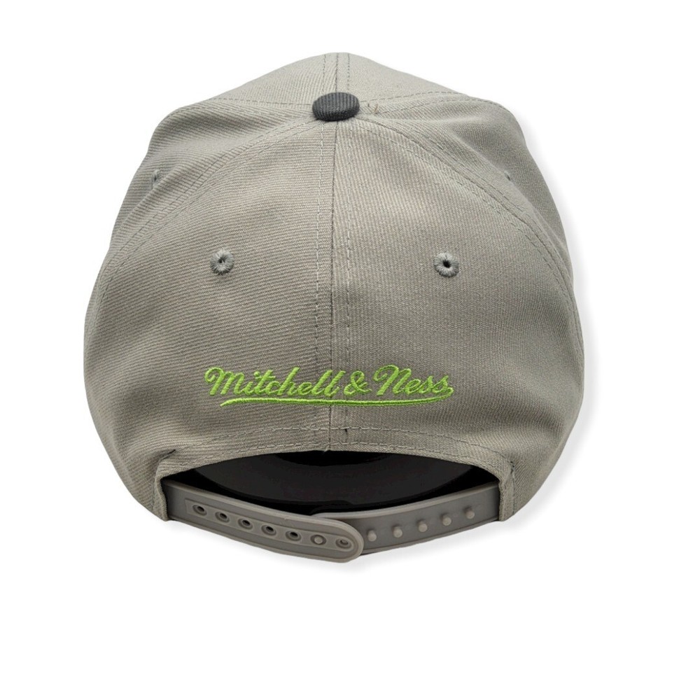 Mitchell & Ness New York Knicks Green Bean Adjustable Snapback Hat Cap