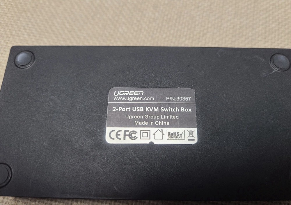 UGREEN 30357 2 Port USB KVM Switch Box with One USB Cable. Tested Working Clean