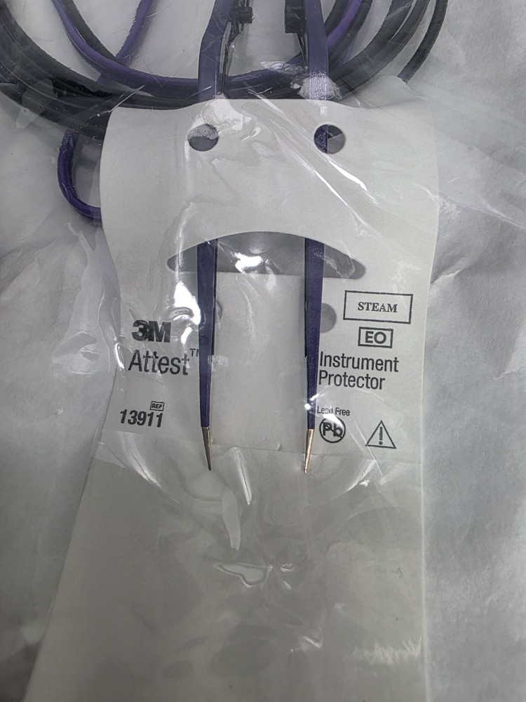 Disposable Bipolar Forceps 8in, 1mm Straight TipsW/ Cable