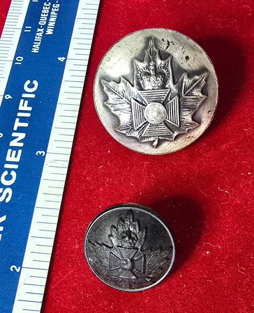 Canada Original WW 2 Chaplain Buttons One with Maker