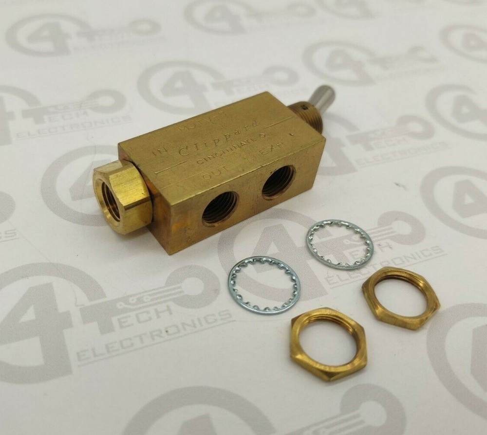 Universal Instruments Toggle Valve 42978601