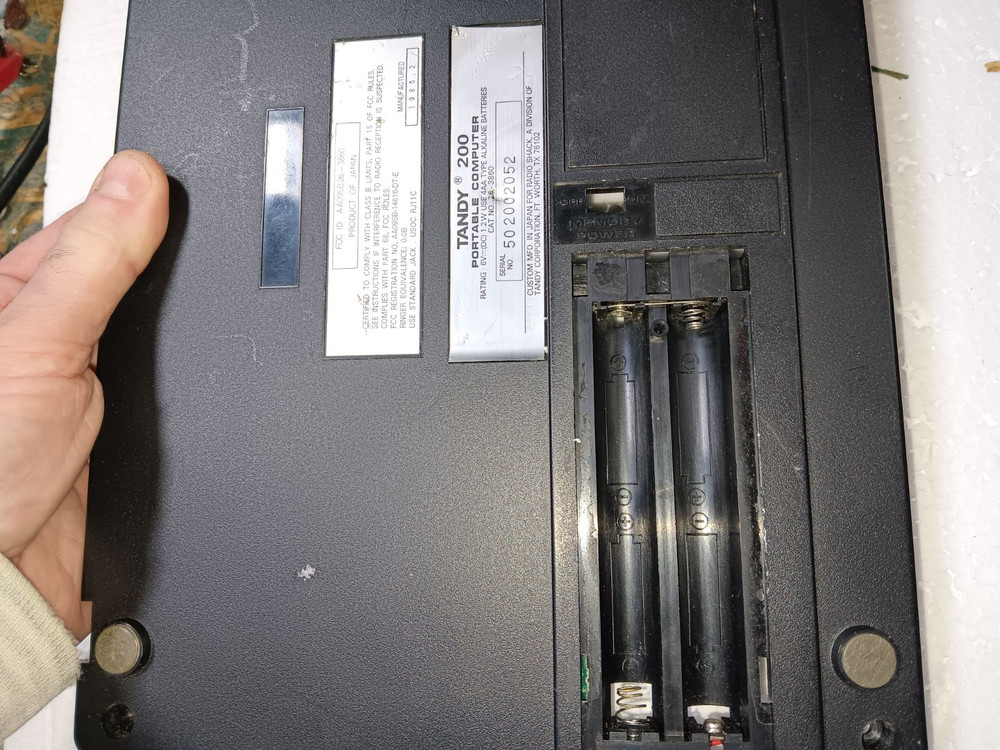 Tandy 200 Portable EXACT ISSUE MB PLX141JHIX & BOTTOM CASE-MISSING-SEE ALL