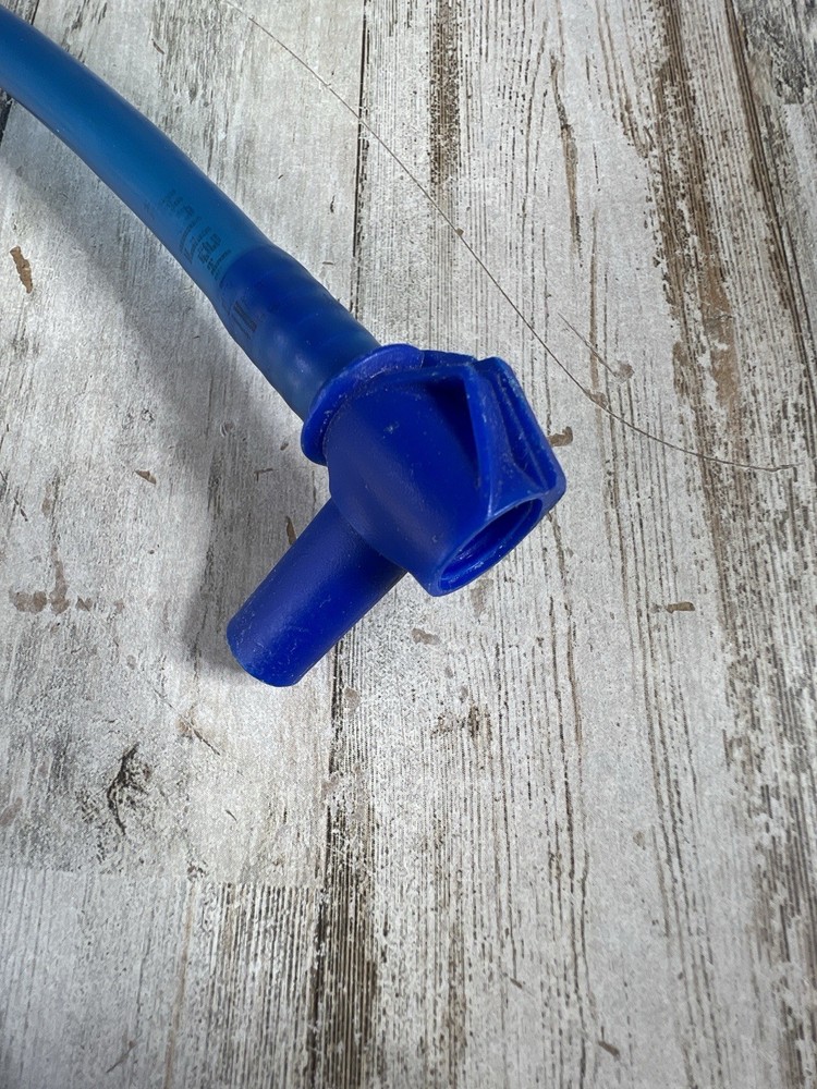 CamelBak Rim Runner 22 Hydration Backpack 22L Gray/Red