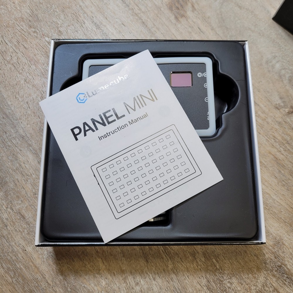 Lume Cube Panel Mini On Camera Full Spectrum LED Light Video Camera