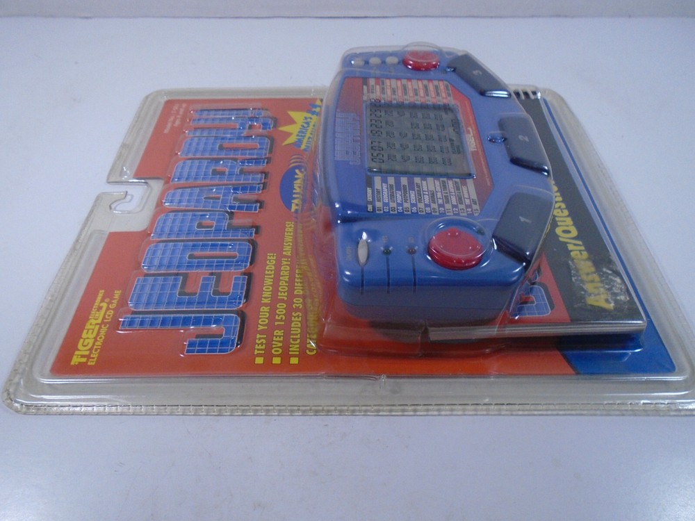 1997 TIGER ELECTRONICS--JEOPARDY! ELECTRONIC GAME (NEW)