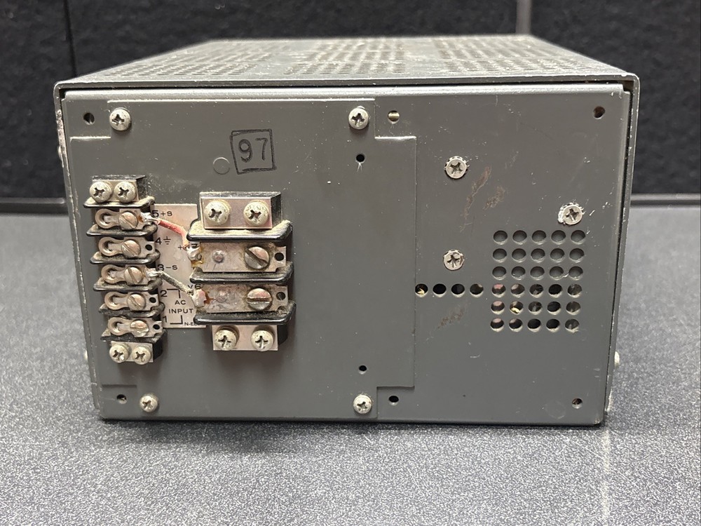 TDK LAMBDA ELECTRONICS MODEL LXS-E-6 REGULATED POWER SUPPLY VEECO USED UNTESTED