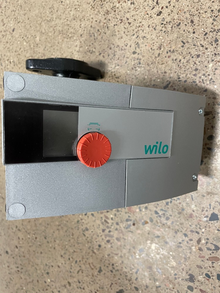 Wilo Stratos 1.25 x 3-30 high efficiency circulator