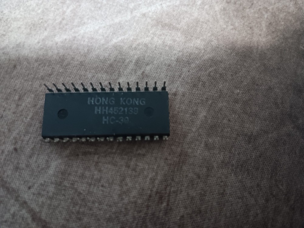 TESTED and WORKING Commodore 64 6581R4AR SID Chip