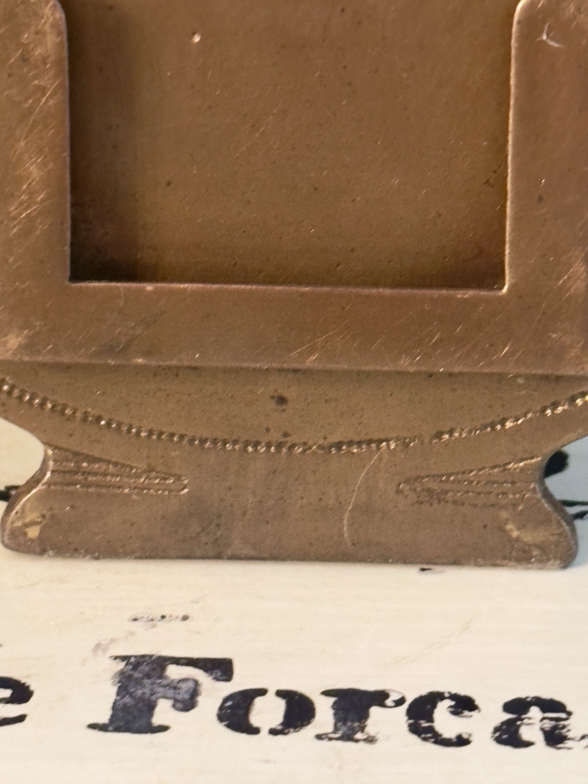 VTG Brass Plated Oval Shape Ornate Engraved Business Card Holder/Desk Accessory