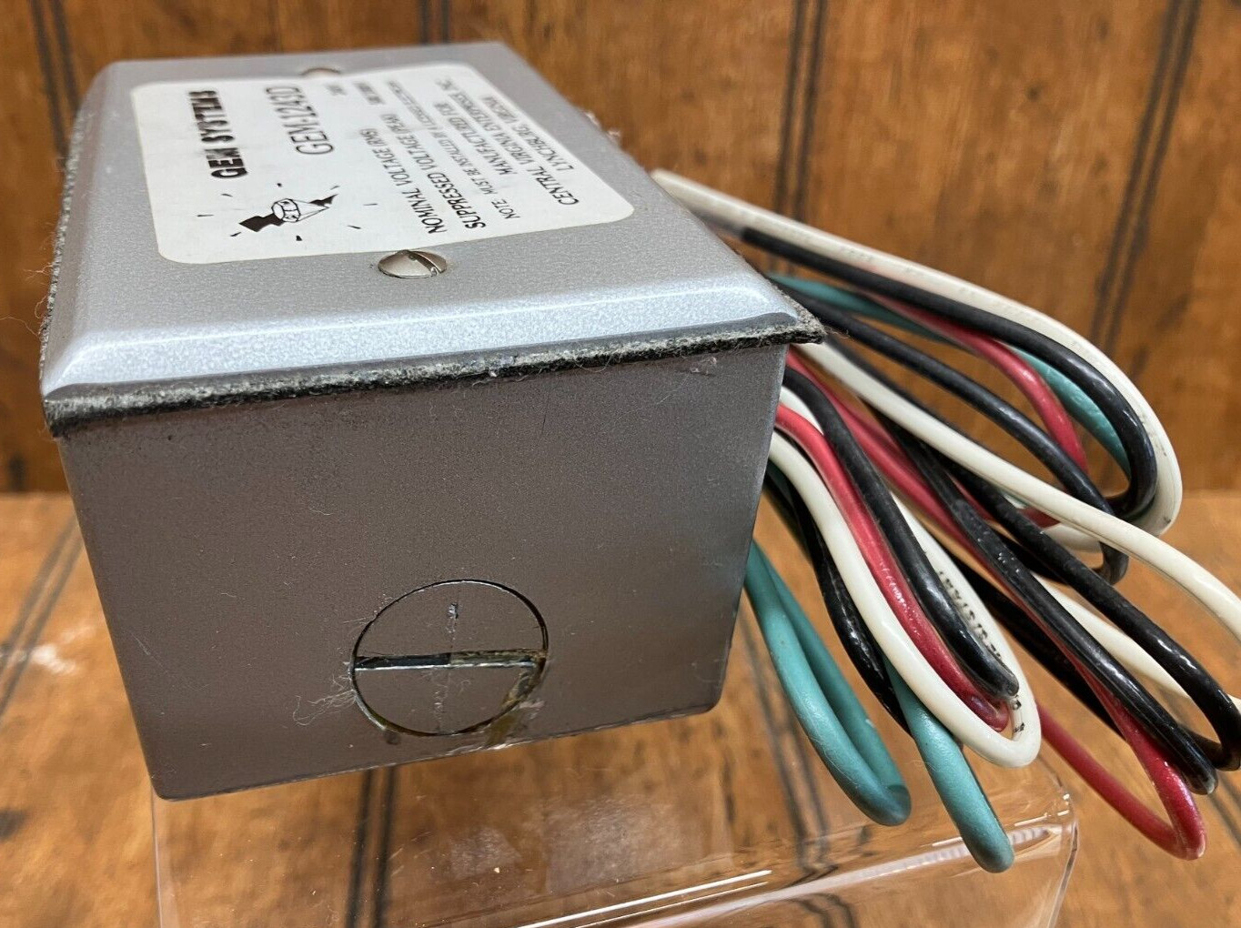 NEW Gem Systems GEM-1243D Transient Surge Suppressor Nom 240V Suppressed 1000V