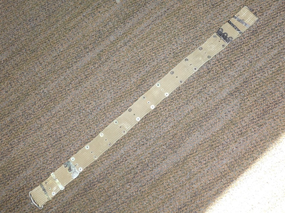 VINTAGE US ARMY WEB BELT