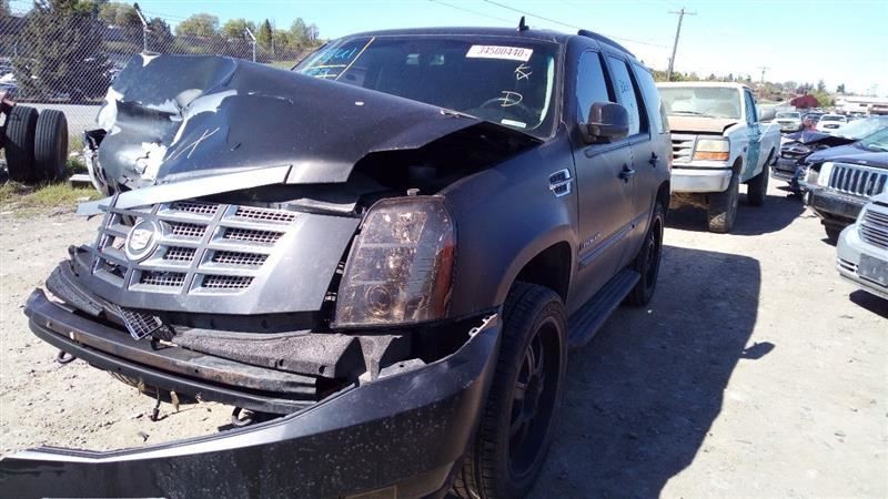 Rear Temperature Control Console Mounted Opt D07 from 2007 ESCALADE 7067043