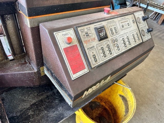 HEM Automatic Horizontal Band Saw Model H90A-4