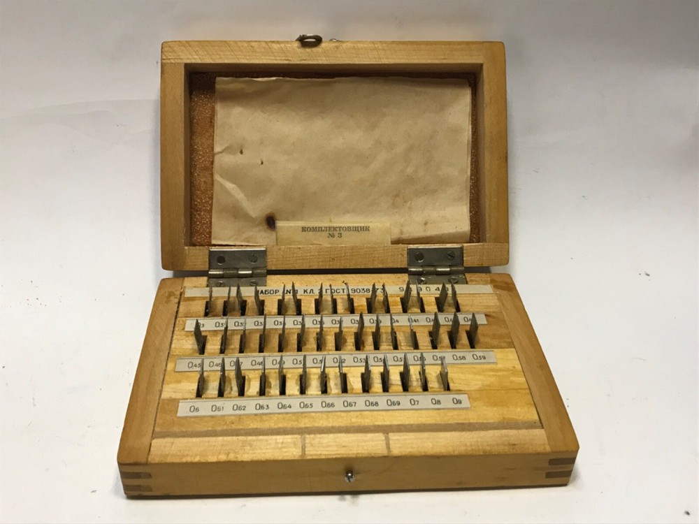 Set of Precision Measuring Blocks Plane-Parallel Length Measures Набор №11 КЛ