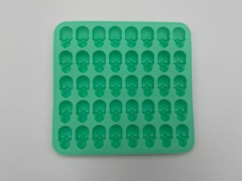 Skull Ice Cube Tray - 40-Cavity Silicone