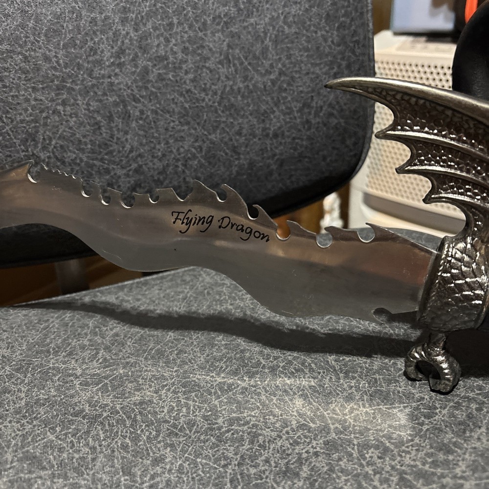 21" Flying Dragon Serrated Rippled Fantasy Dagger