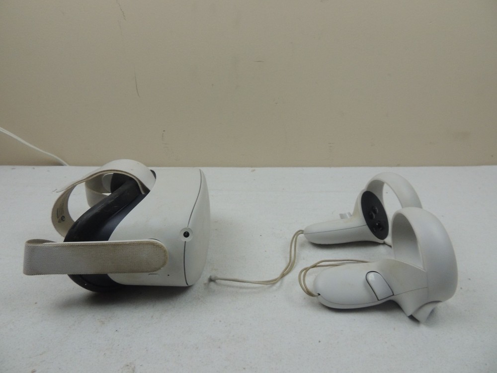 Meta Oculus Quest 2 256GB Standalone VR Headset - White