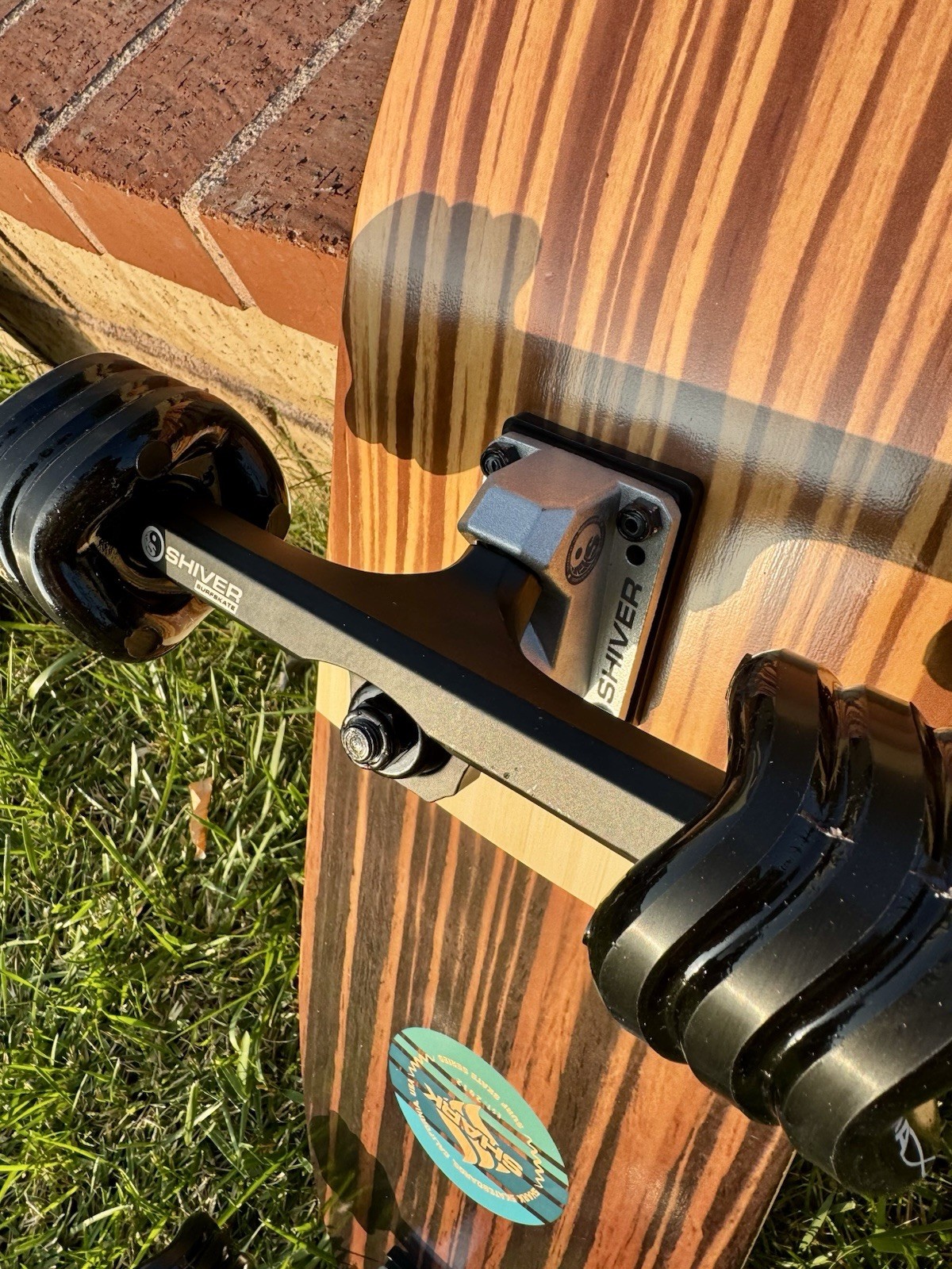 Carve Life Surfskate Comes with 72mm DNA Shark Wheels. MADE IN USA.