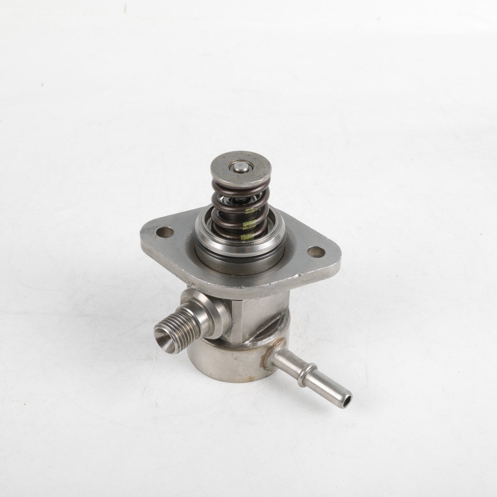 US New High Pressure Fuel Pump For 2014-2019 HYUNDAI 3.3L 3.8L 35320-3C220