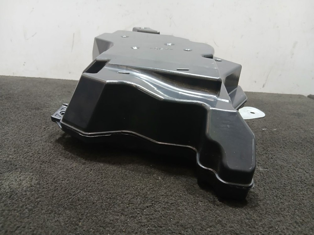 AUDI A3 8P SUBWOOFER SPEAKER 8P4035382E
