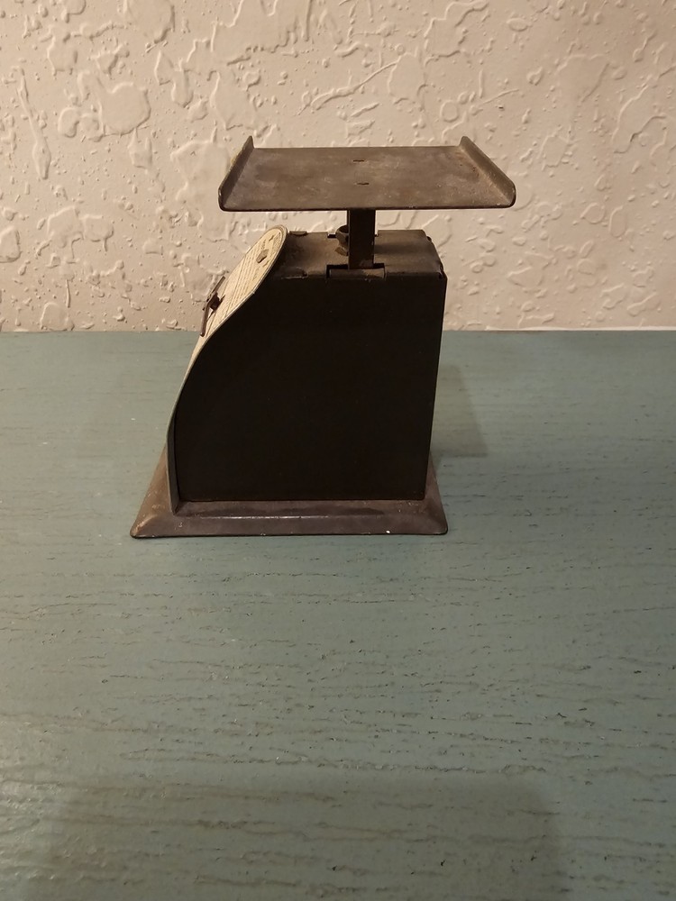 Vintage 1940's Trustee Postal Scale-Excellent