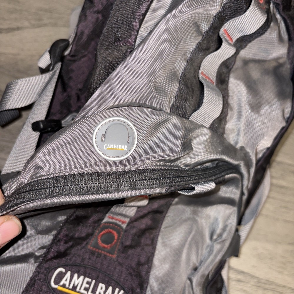 CamelBak Cloud Walker Hydration Pack Backpack Black Gray NO Bladder