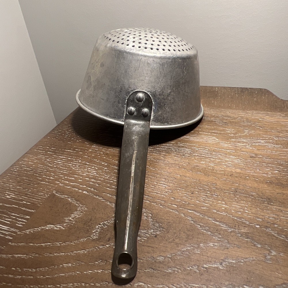 Vintage Tin Metal Strainer Straining Ladle Cup Handle