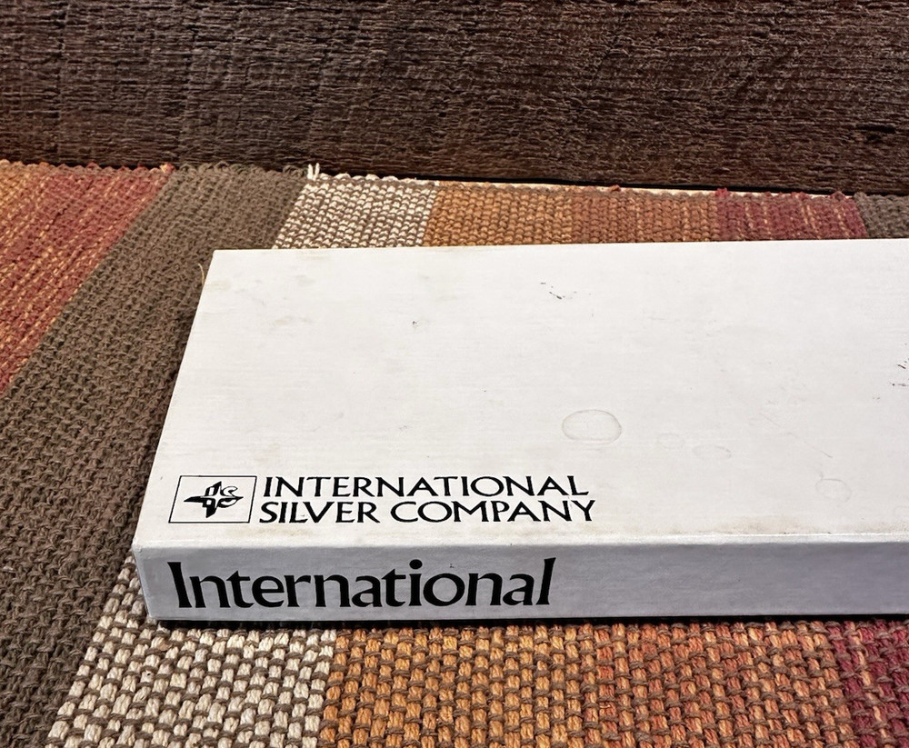 Vintage International Silver Co. 2 Piece Silverplate Cranberry Set W/ Box