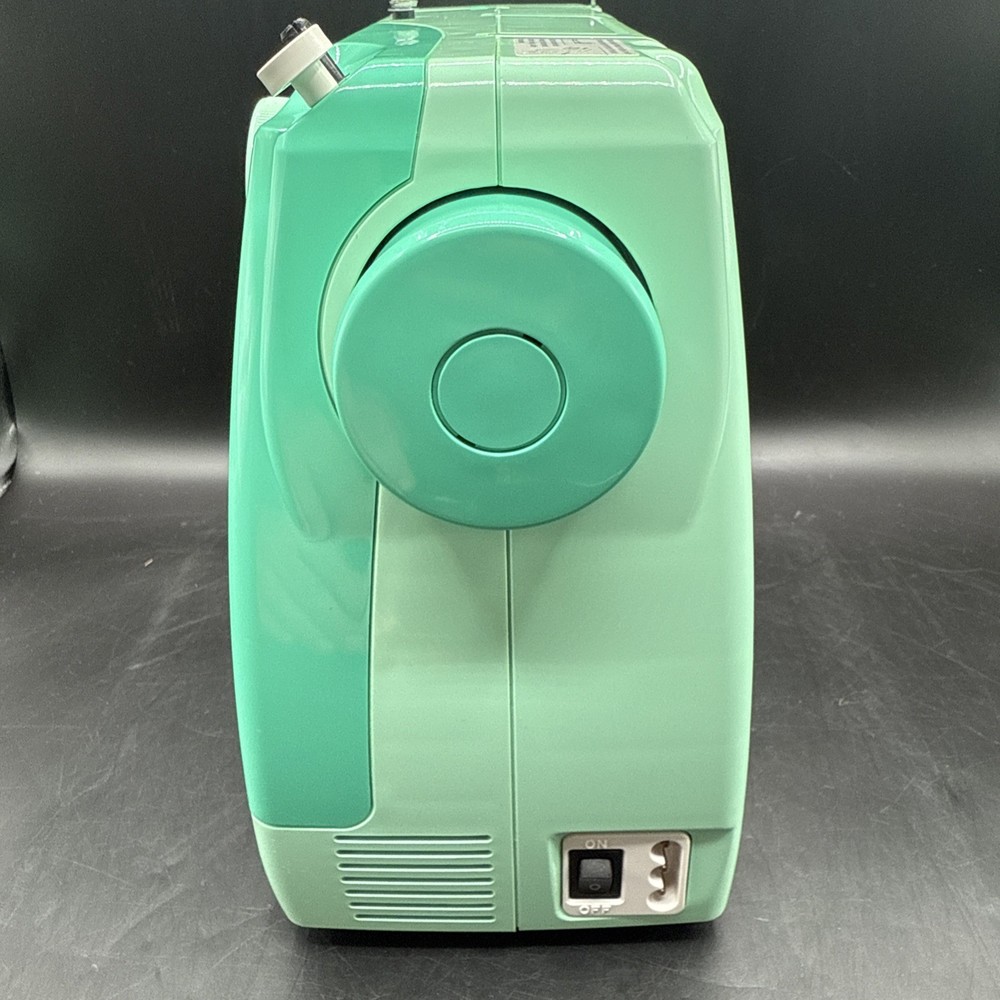 Janome Hello Kitty Sewing Machine Model 11706 Missing Pedal And Power Cord
