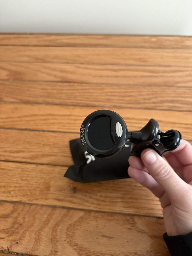 Snark Clip On