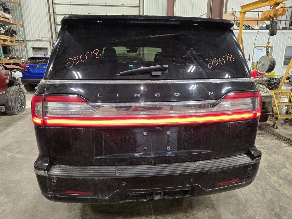 Fuse Box Engine Fits 18-21 NAVIGATOR 1546261