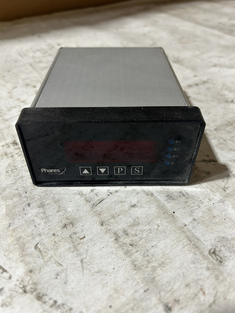 Phares Electronics Tachometer Model T6-A