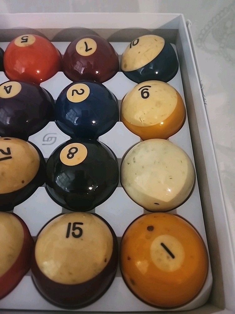 🎱 VINTAGE BILLIARD BALLS Numbered COMPLETE SET Pool Table - Aramith Belgium?
