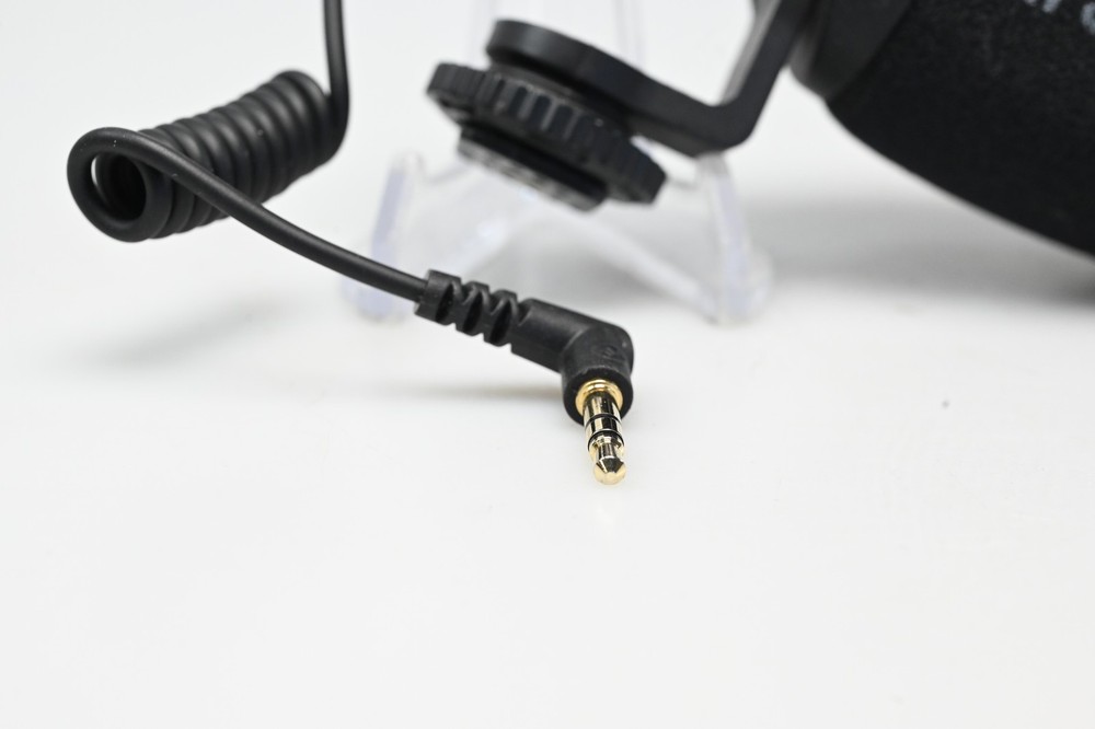 Saramonic Vmic Mini Compact Camera-Mount Microphone #G628