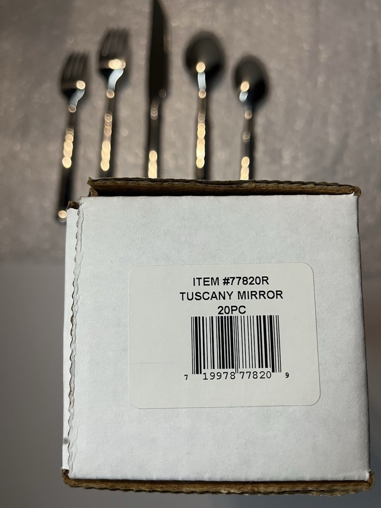 NEW Cambridge TUSCANY 20-Piece Flatware Silverware Set , Service for 4