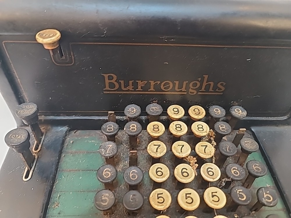 Vintage BURROUGHS ADDING MACHINE CALCULATOR HAND CRANK. No key - Untested - Rare