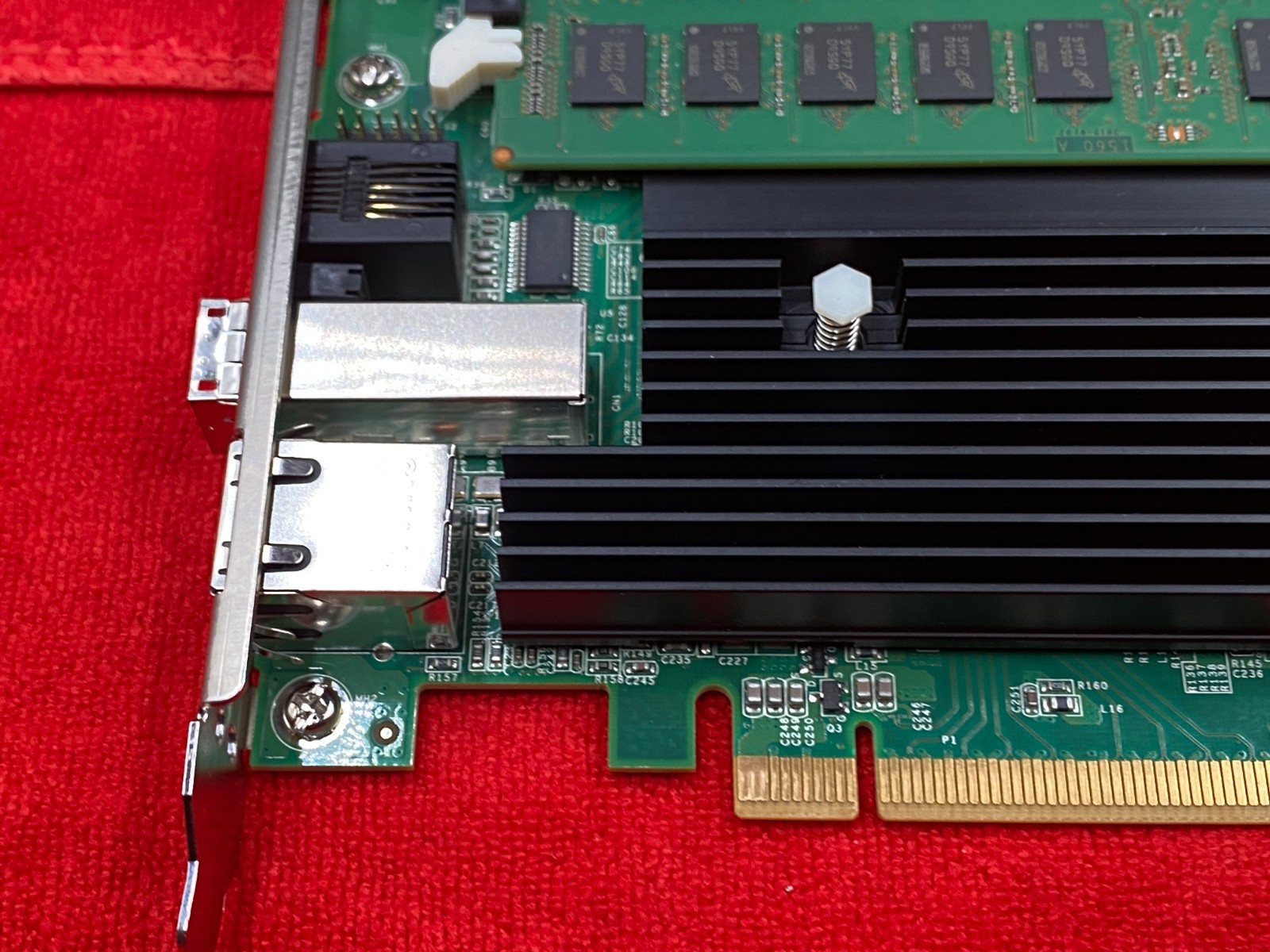 ARECA ARC-1883IX-16 SAS 12GB/S RAID CONTROLLER PCIE 3.0 X 8 LANES + 8GB CACHE