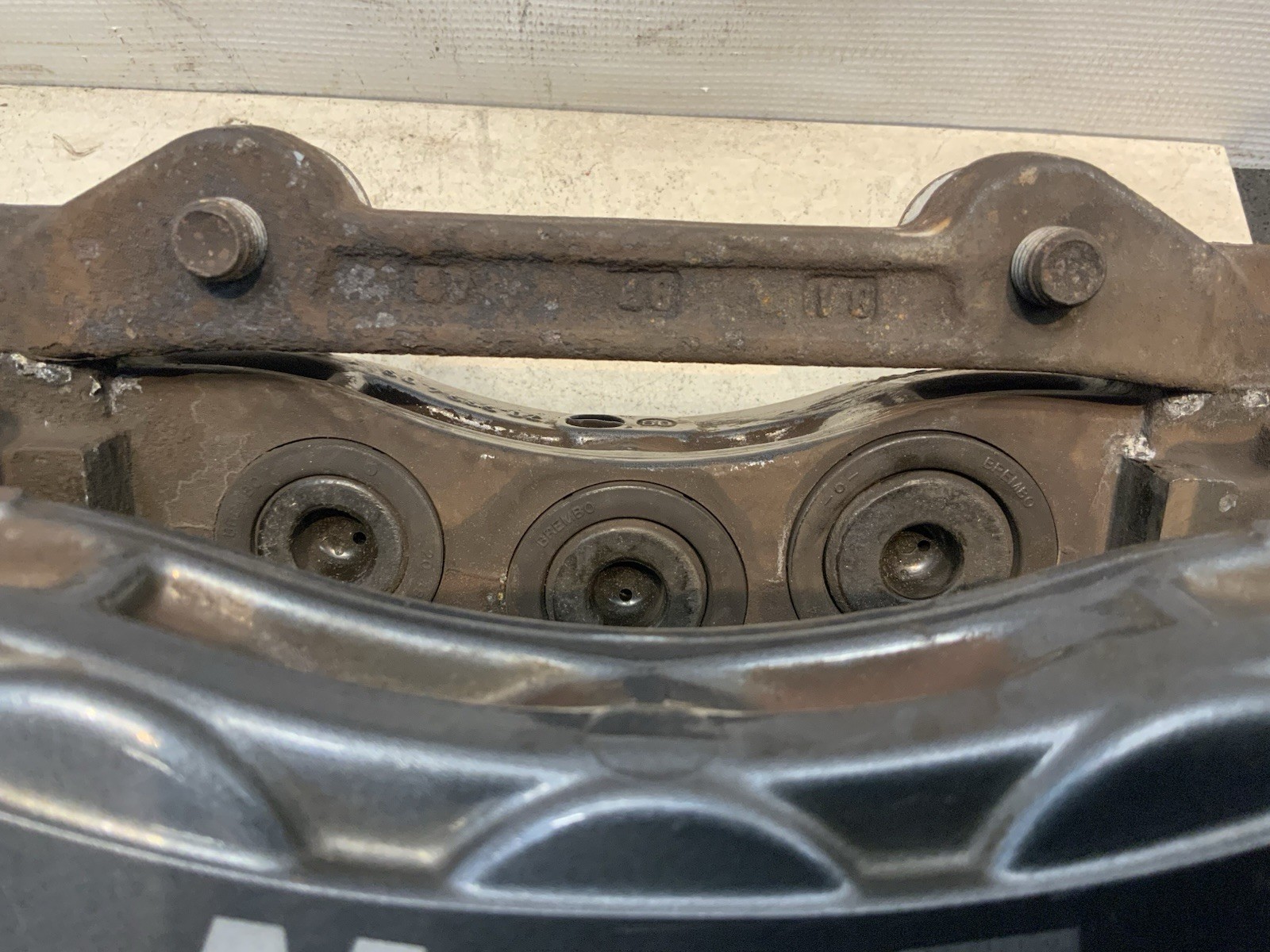 2010 - 2013 BMW E82 E88 135 1m Brembo Front Left Right Brake Calipers!