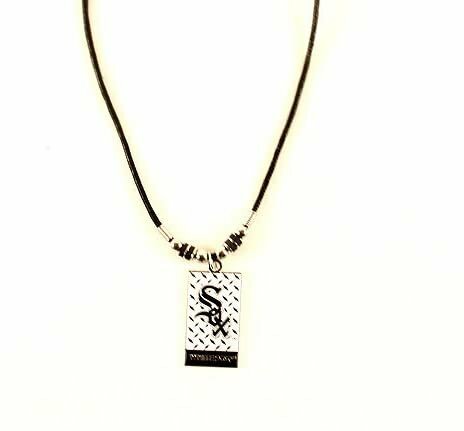 Siskiyou Chicago Diamond Plate Necklace