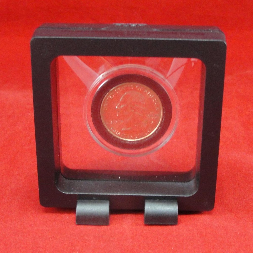 Floating Magic Frame Display Stand by Lighthouse, 70 Square Size, Qty 1