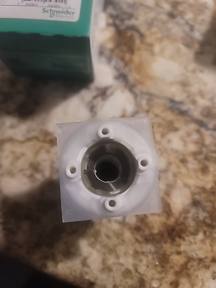 SQUARE D 9001-SKS49B SELECTOR SWITCH OPERATOR 3 POSITION MAIN CAM J NNB