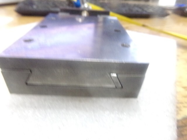 E&F Engineering Dovetail Manual Linear Table / Positioner. 4" X 3".
