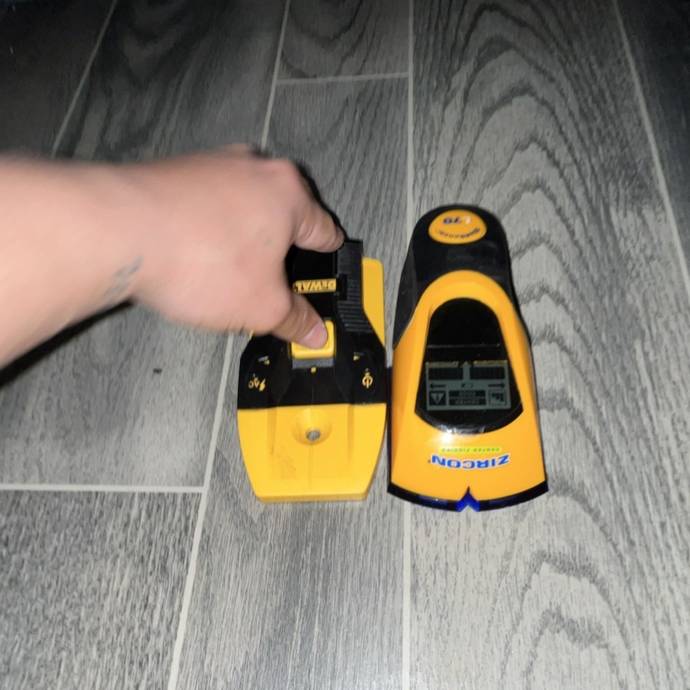 DEWALT DW0100 & Zircon StudSensor L70 Electric Stud Finders WireWarning LCD
