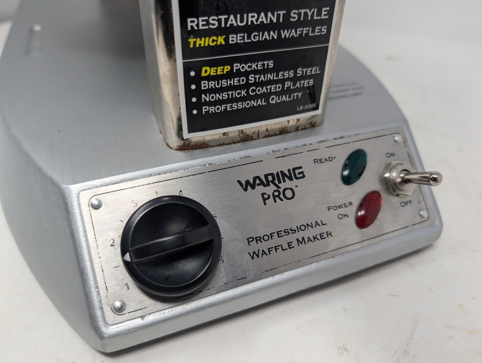 Waring Pro Waffle Maker Belgian WMK300 Stainless Steel Rotating Professional