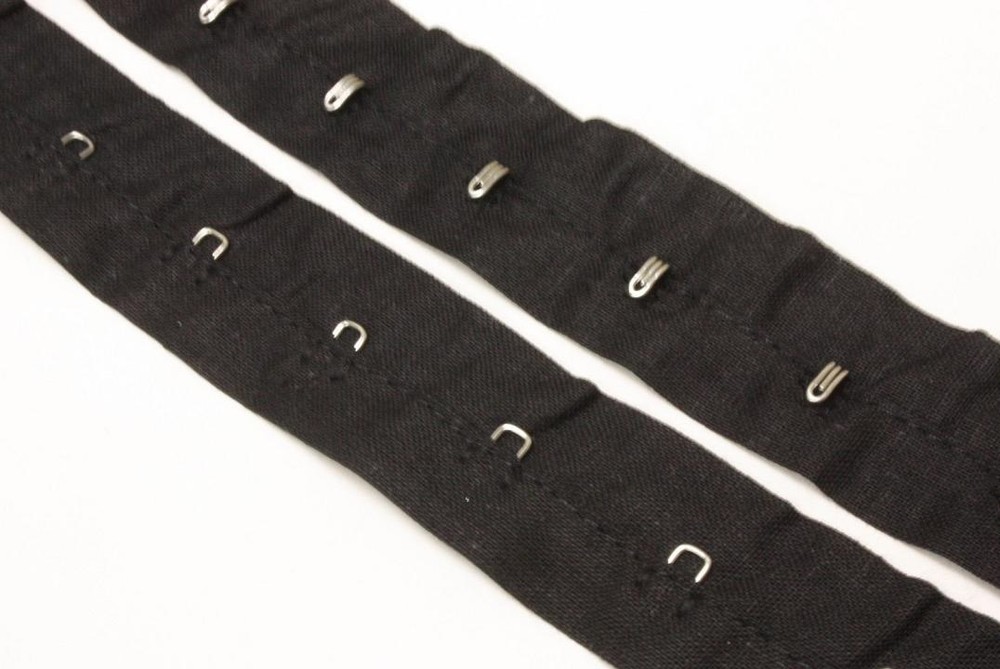 Hook and Eye Tape in Black